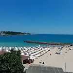 аурелия бей * Ravda