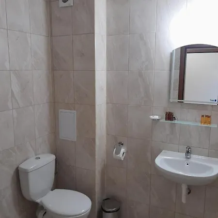 аурелия бей *