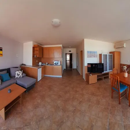 Hotel аурелия бей