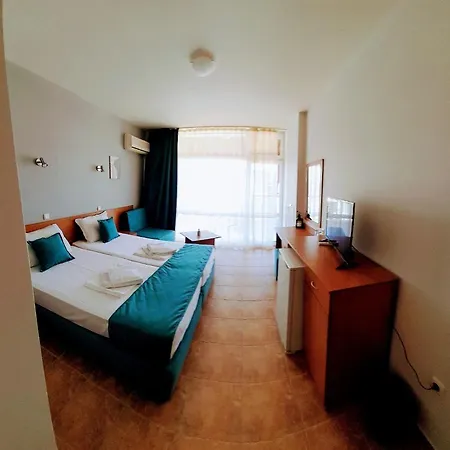 аурелия бей * Ravda