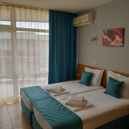 аурелия бей Ravda