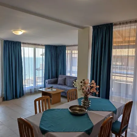 Hotel аурелия бей Ravda