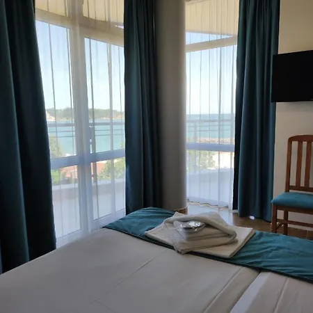 аурелия бей Отель