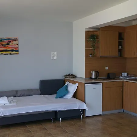 аурелия бей Hotel