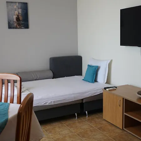 аурелия бей Отель Равда