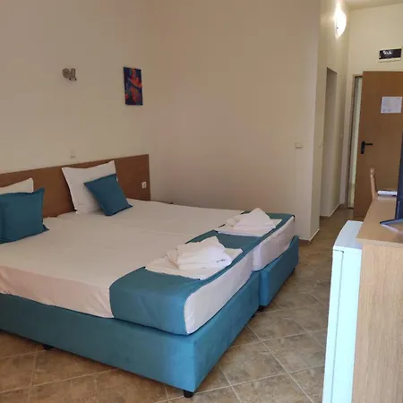 Отель аурелия бей