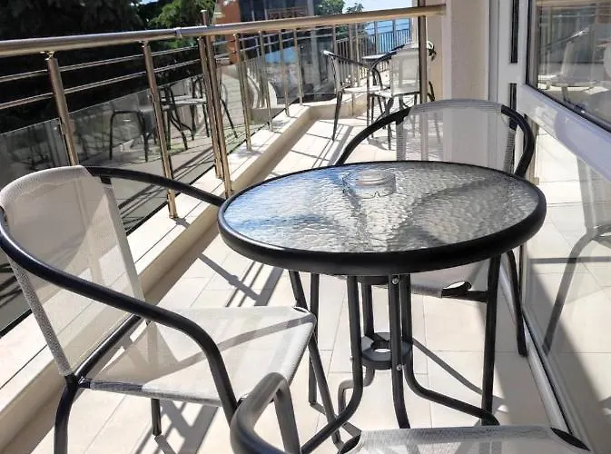 Szálloda аурелия бей *