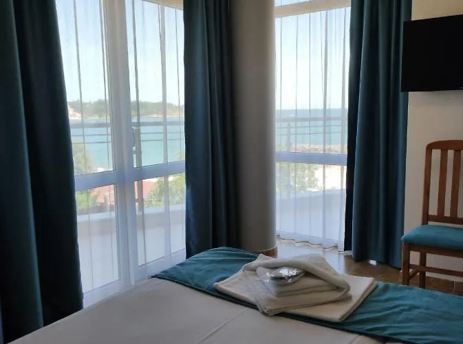 аурелия бей Szálloda