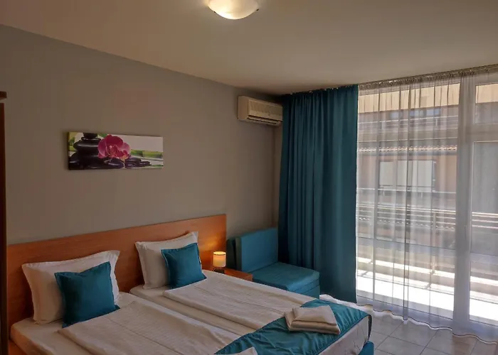 аурелия бей Szálloda