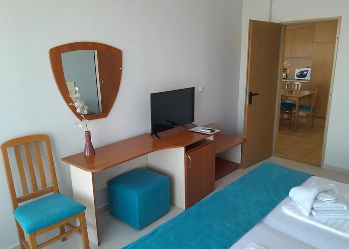 Szálloda аурелия бей Ravda